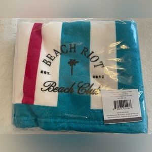 250. NEW Beach Riot beach towel blue and white stripe